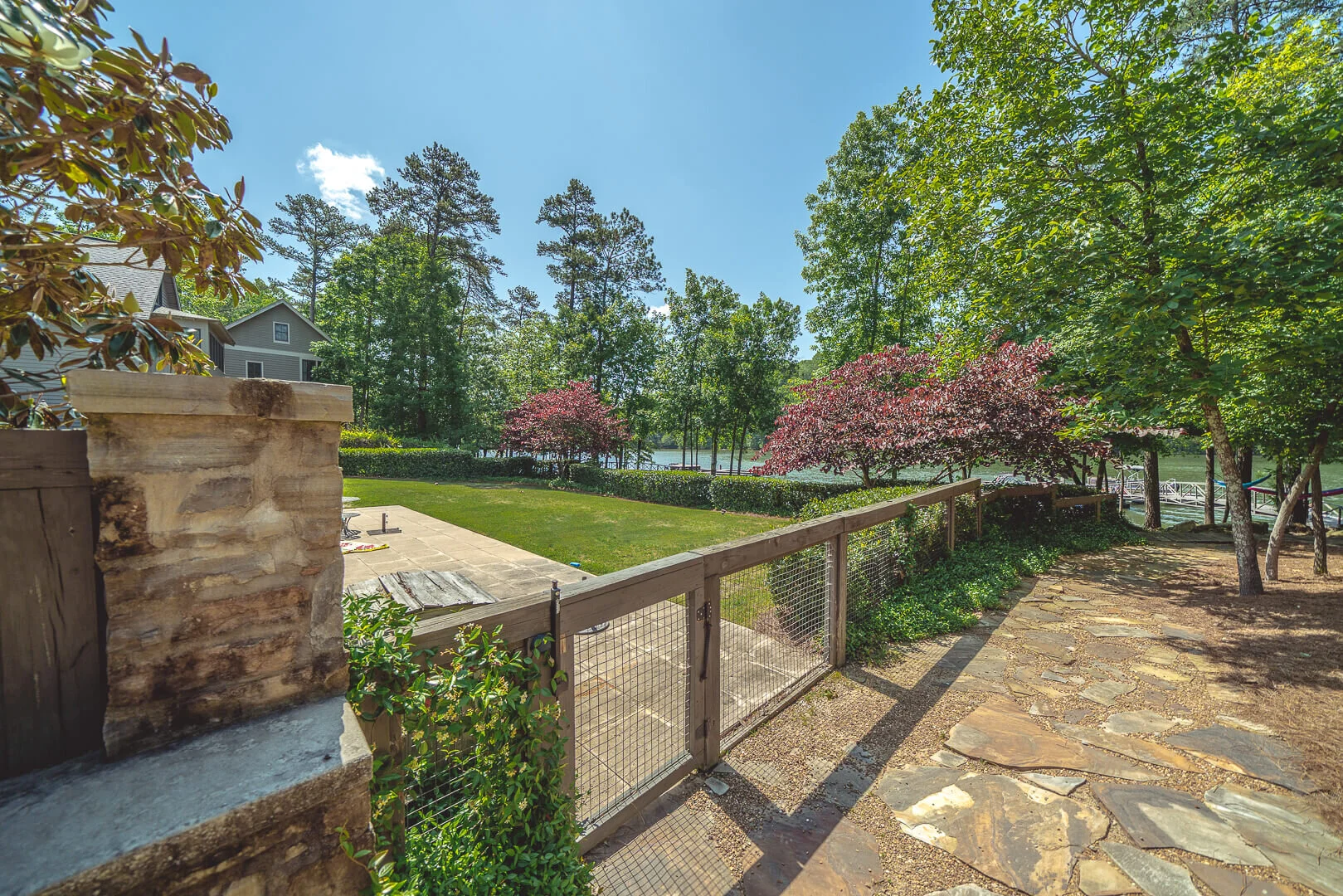 Bright Landscapes LLC